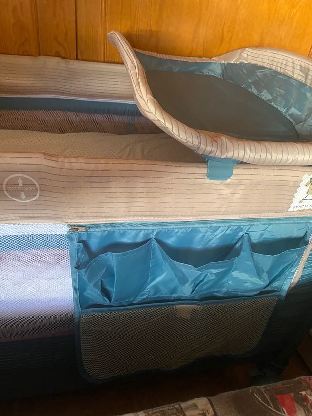 Cuna de Viaje con cambiador