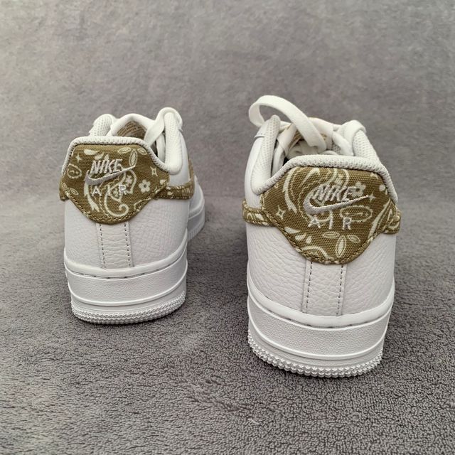 Air Force 1 Low Barely Paisley