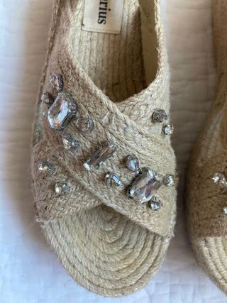 Sandalias de esparto Stradivarius