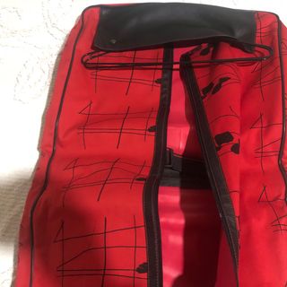 Bolsa de viaje con perchas incorporadas