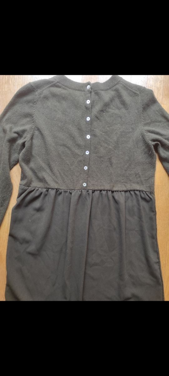 Vestido con botones en la espalda