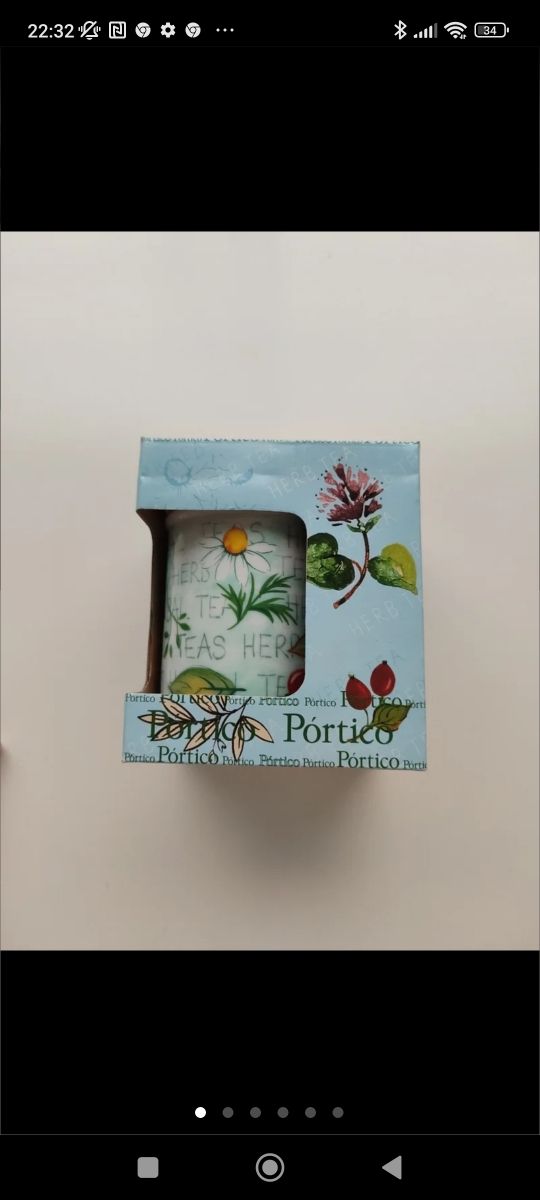 Taza cerámica de té con filtro y tapa