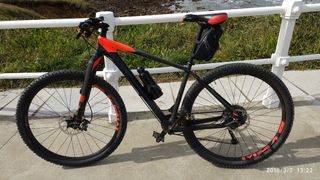 Bicicleta MTB de carbono.Talla L