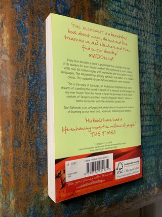 Libro en inglés: The alchemist.