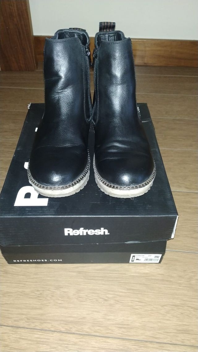 Botines negros N°37