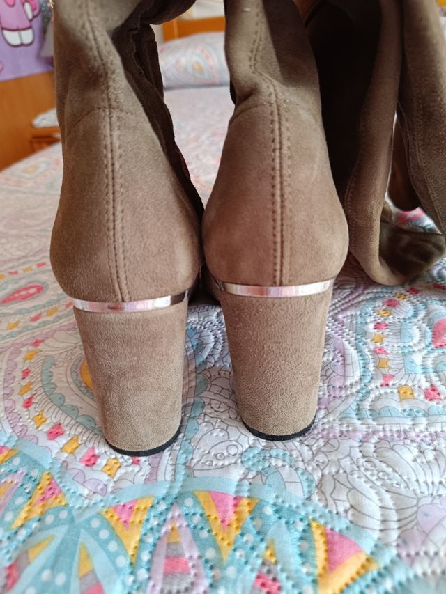 Botas ante gris Zara