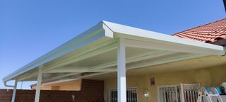 Se realizan porches a medida.