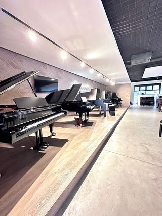 Pianos de ocasión (Leer descripción)