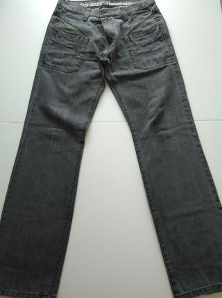 Pantalón vaquero Sfera