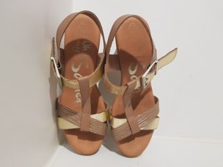 zapatos de piel