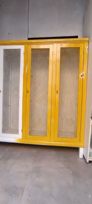 TAQUILLA DE MADERA ANTIGUA