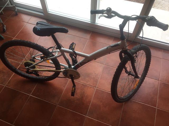 Bicicleta montaña BTWIN 24 pulgadas