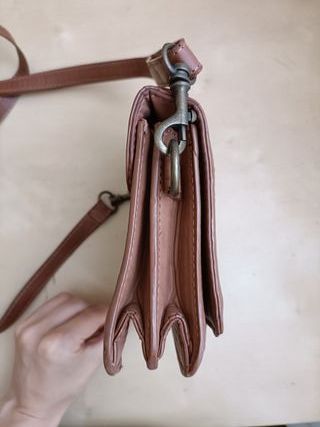 Bolso de cuero pequeño  infantíl