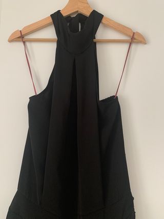 Mono negro espalda vista ideal fiestas