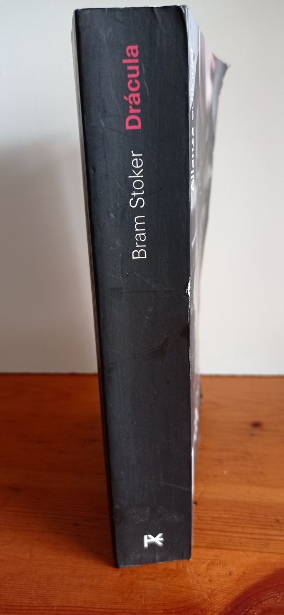 NOVELA / DRACULA / BRAM STOKER - 2006