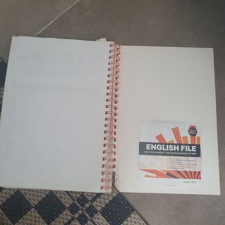 Libros ingles English file upper intermediate
