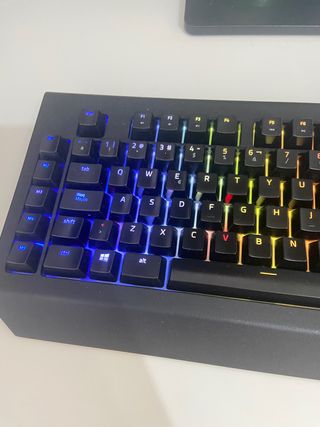Teclado Razer BlackWidow Chroma V2