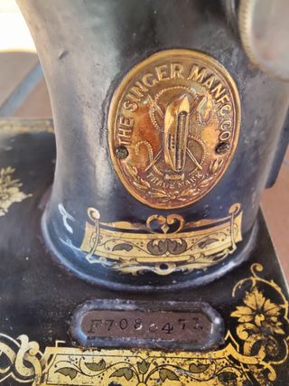 Maquina coser Singer