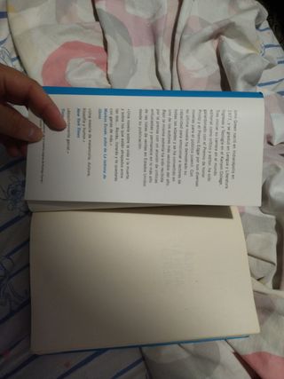 Libro bajo la misma estrella