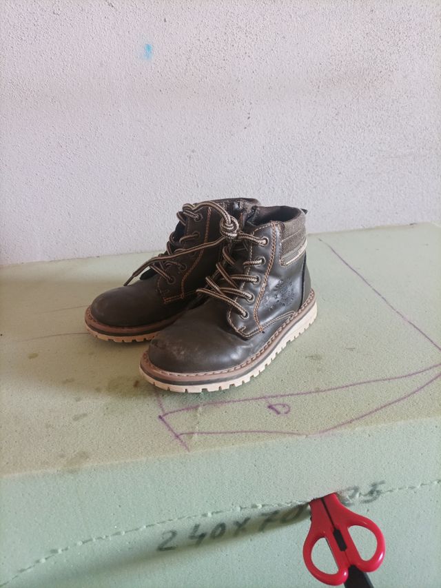 Botas de niño