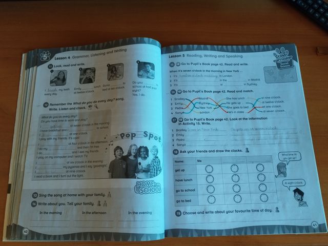 New Tiger Activity Book libro de texto