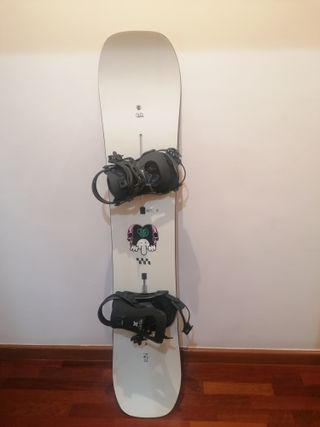 tabla de snowboard burton com fijaciones