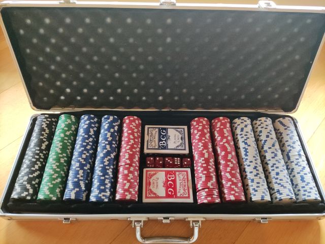 Maletín Poker Fichas y Barajas