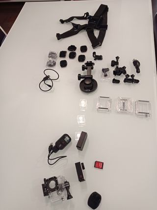 CAMERA GOPRO HERO3 + ACCESORIOS