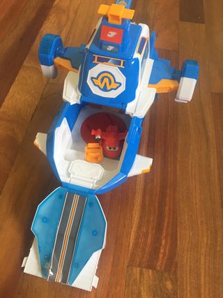 Súper wings avión transfórmer