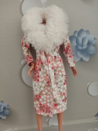 Abrigo Nuevo para Barbie /Dioramas etc