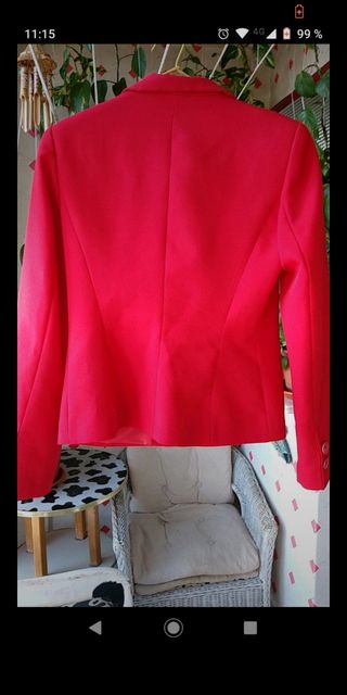 Blazer mujer, color rojo. Talla 36