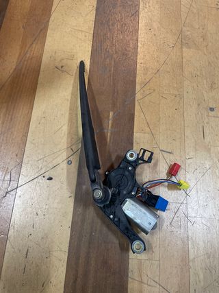 Motor limpia trasero pegeot 306