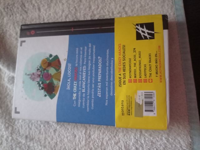 The Crazy Haacks y el espejo mágico