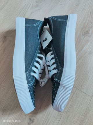 Zapatillas NUEVAS lona gris strass 38