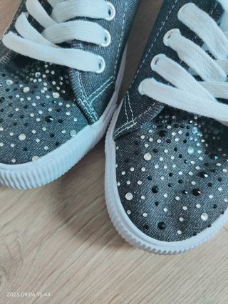 Zapatillas NUEVAS lona gris strass 38