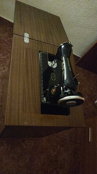 maquina coser con mueble