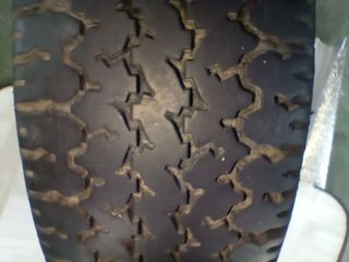 175/80R16 M+S 88 Q  neumático original Lada Niva