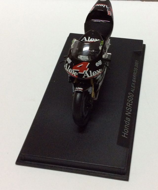 HONDA NS 500 y NSR 500.   Escala 1/24 Set 3 pcs