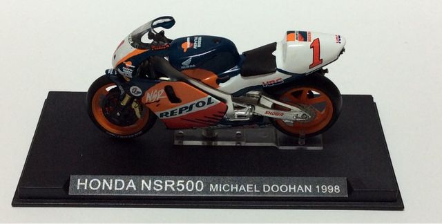 HONDA NS 500 y NSR 500.   Escala 1/24 Set 3 pcs