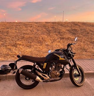 Moto 125cc. MH Motor Hispania Revenge