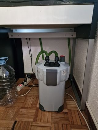 ACUARIO COMPLETO EN USO