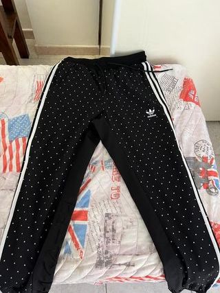 Tuta limited Adidas taglia M/L in acetato.