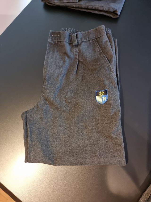 Pantalón largo colegio Norfolk 16