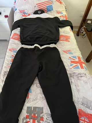 Tuta Sergio Tacchini in acetato