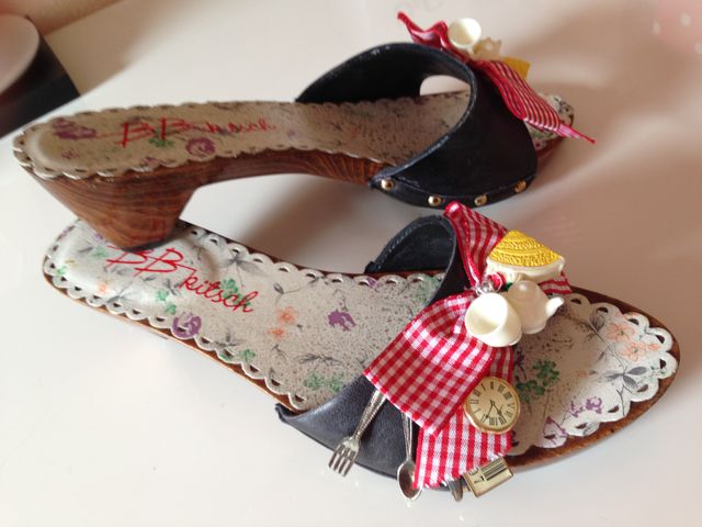 Zoccoletti in legno con applicazioni