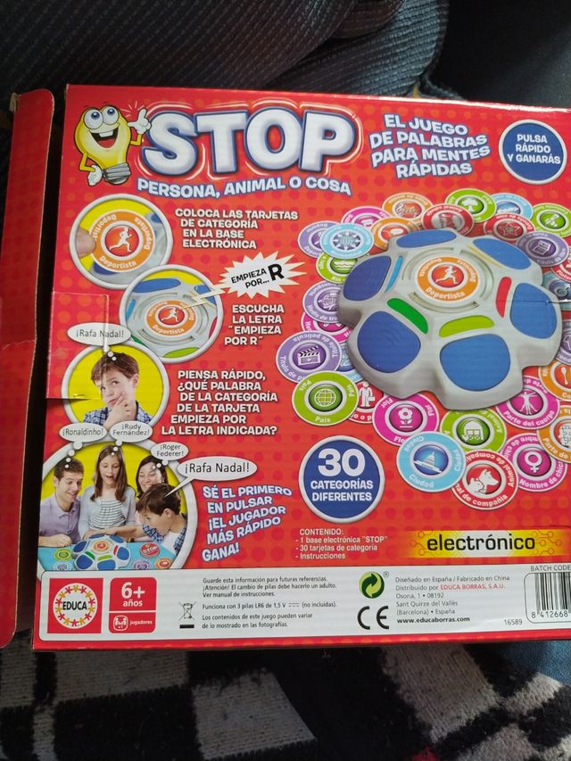 Stop. Persona, animal o cosa