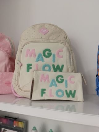 Mochila Magic Flow + Estuche