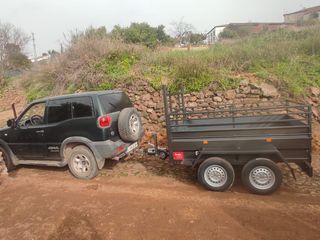 Remolque doble eje con freno