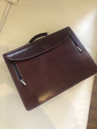 Maletín de cuero