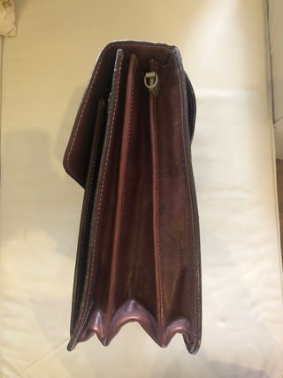 Maletín de cuero